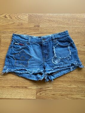 Tommy Jeans vintage distressed denim mini shorts appliqué star flower Y2K sz 9